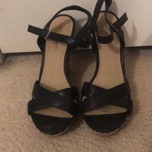 Audrey Brooke size 9 heels